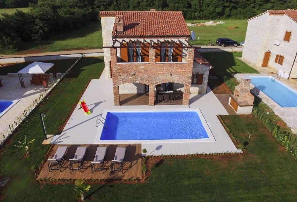 Holiday House In Svetvincenat With Terrace, Air Conditioning, Wifi, Washing Machine 度假居