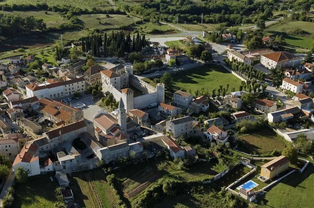度假居 Holiday House In Svetvincenat With Terrace, Air Conditioning, Wifi, Washing Machine